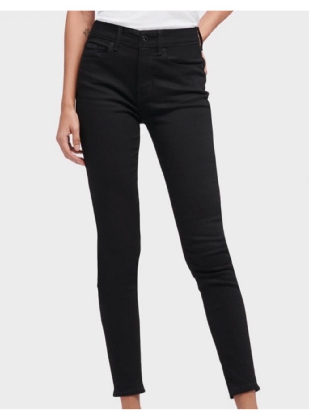 Women’s DKNY Black Bleeker Shaping Jeans Size 28